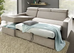 Polstermöbel mit Bettfunktion und verstellbaren Kopfstützen