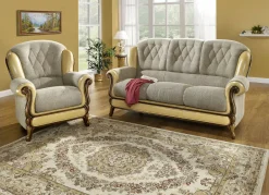 Polstermöbel mit edlen Holzchatosen