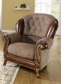 Polstermöbel mit edlen Holzchatosen