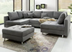 Polstermöbel mit Hocker und Kissen