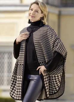 Poncho in offener Form