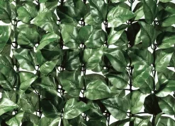 Praktischer Sichtschutz aus stabilem Kunststoffgeflecht