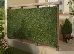 Praktischer Sichtschutz aus stabilem Kunststoffgeflecht