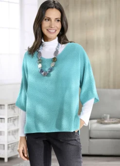 Pulli in weiter Form