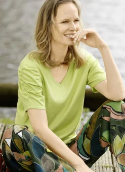 Pulli mit Raffung an den Ärmeln