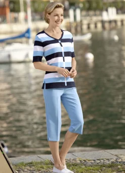 Pulli mit Sreifendessin