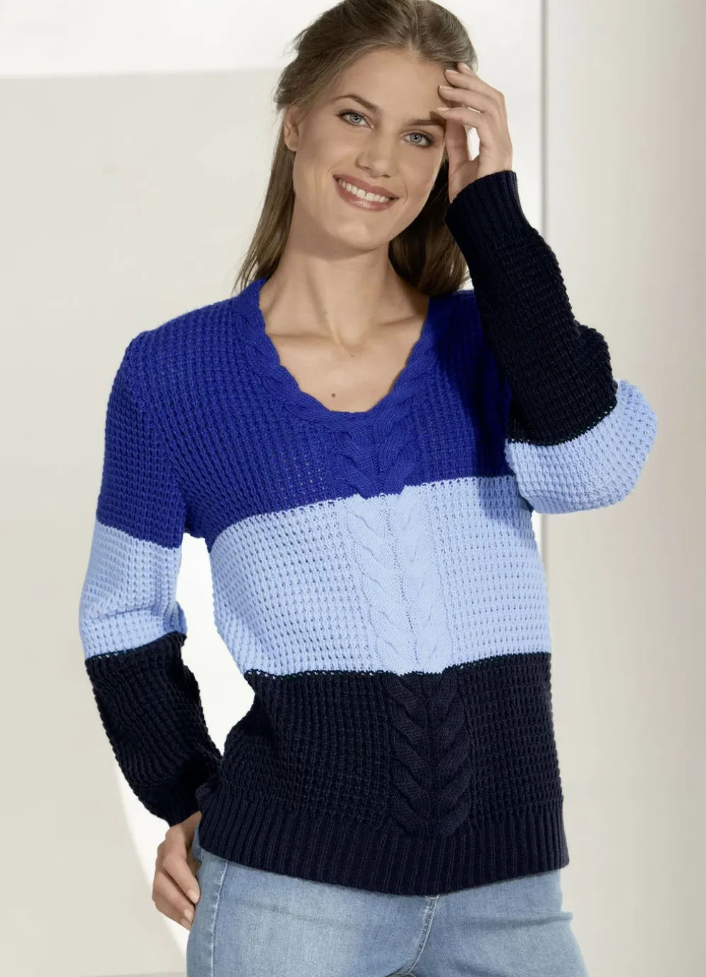 Pullover in Color-Blocking