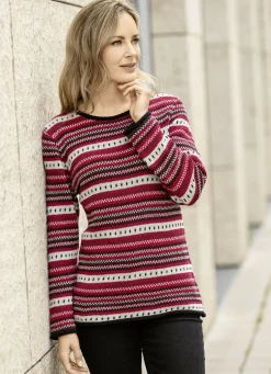Pullover in dekorativem Ringelmuster