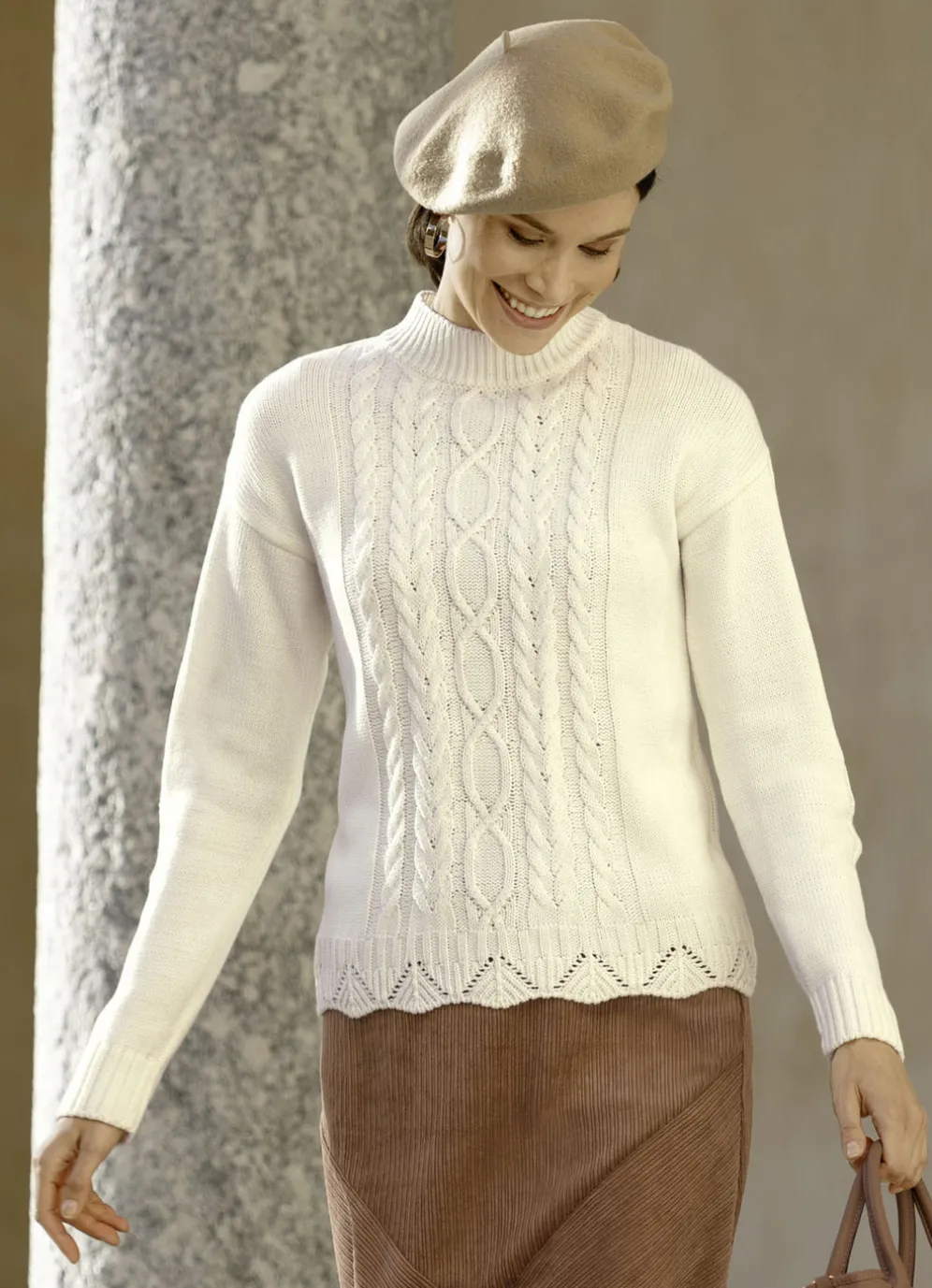 Pullover in Strukturmix