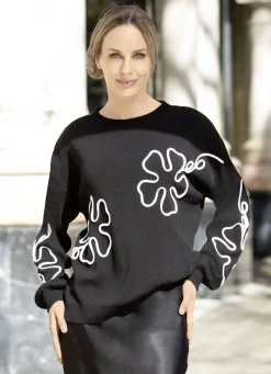 Pullover mit aufwendigen Blütenapplikationen