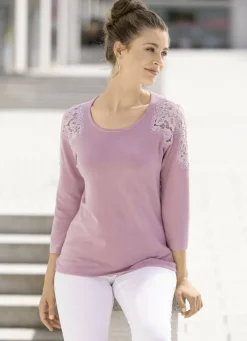 Pullover mit edler Spitze