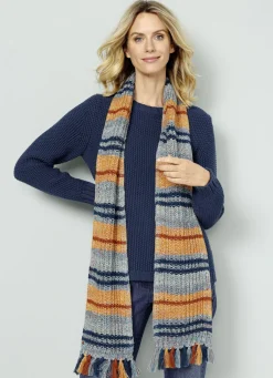 Pullover mit Schal in Grobstrick