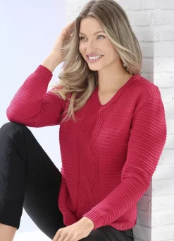 Pullover mit streckender Zopfstruktur