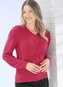 Pullover mit streckender Zopfstruktur