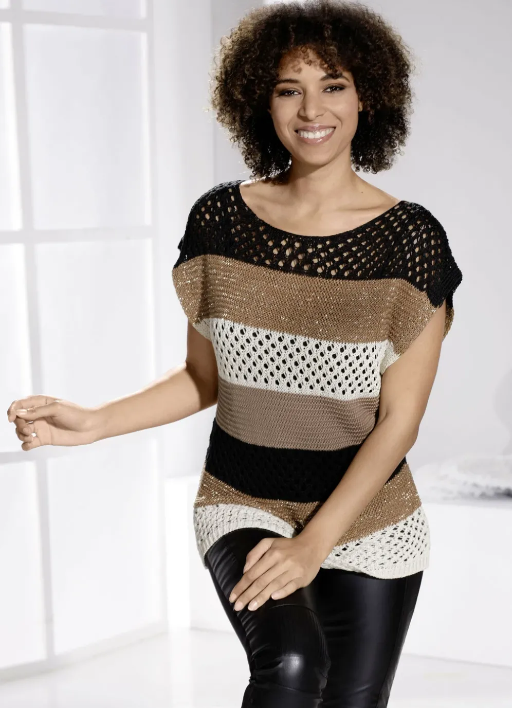 Pullunder mit Glitzereffekten