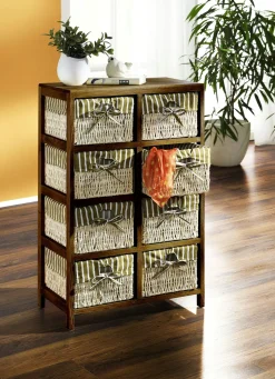 Regal mit sichtbarer Holzstruktur