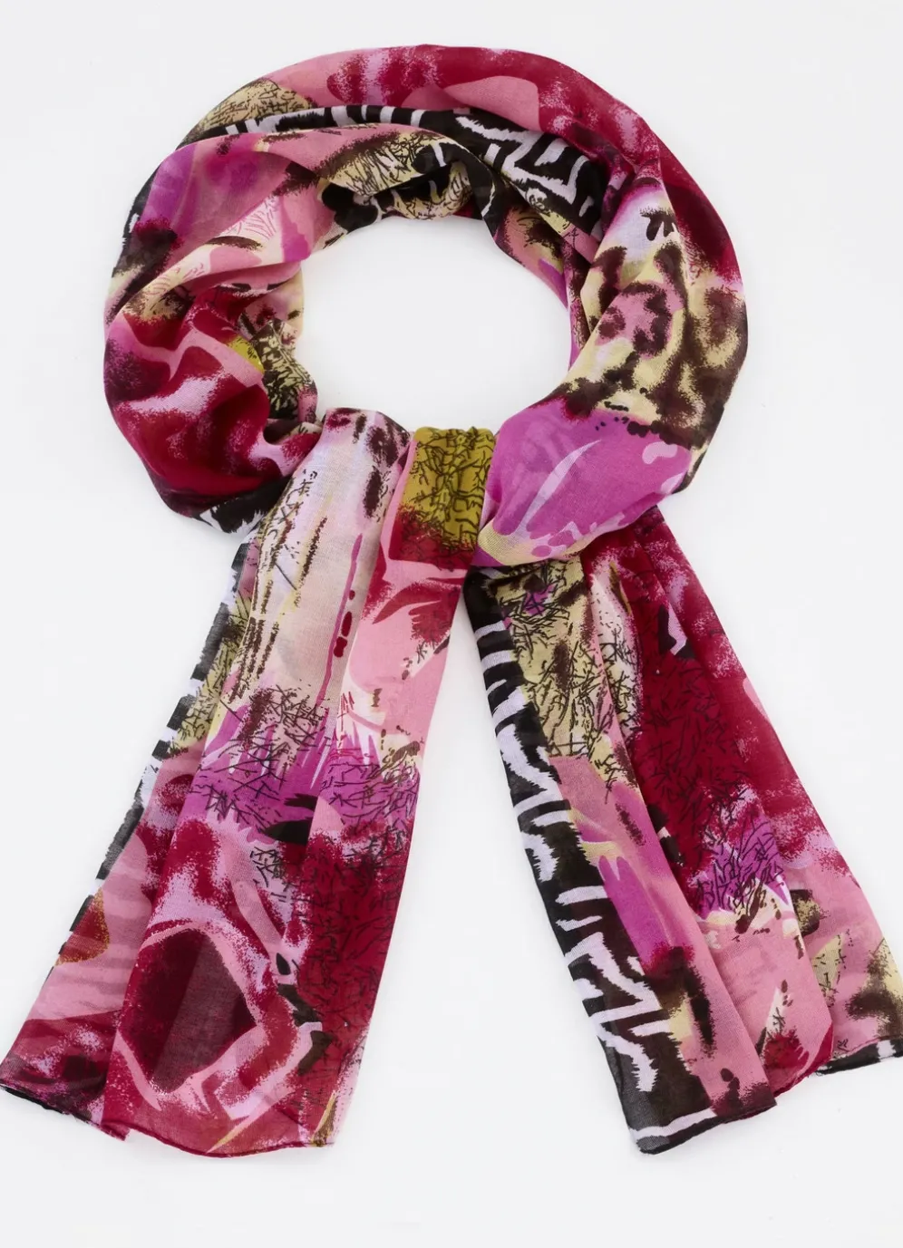 Schal mit Fantasie- und Zebradessin