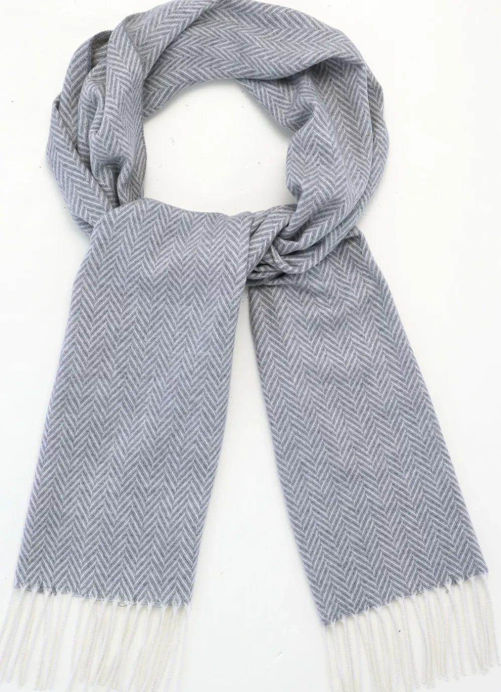 Schal mit Fischgratdessin