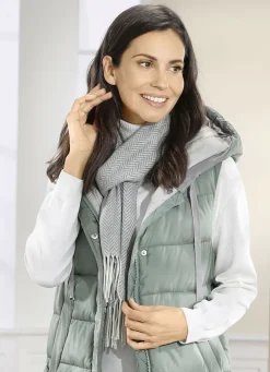 Schal mit Fischgratdessin