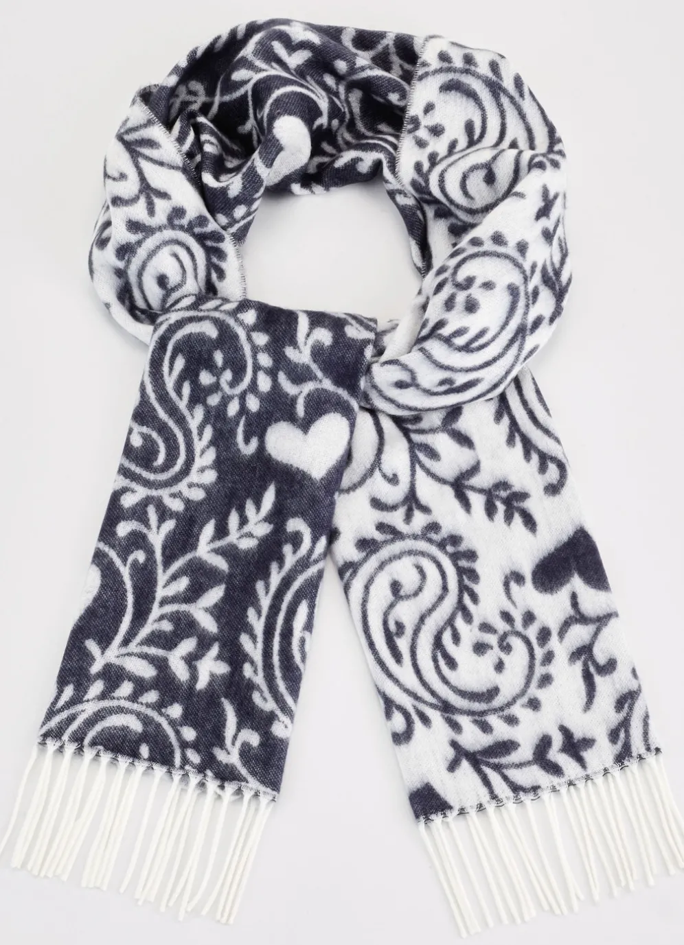 Schal mit Paisley- und Herzmotiven