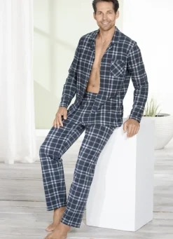 Schlafanzug mit durchgeknöpftem Oberteil