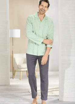 Schlafanzug mit durchgeknöpftem Oberteil und offenen Abschlüssen