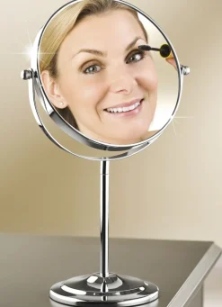 Schmink-Spiegel mit 700% Vergrößerung