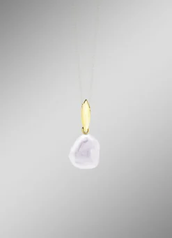 Schmuckstück mit Charakter – Anhänger mit Keshi-Perle