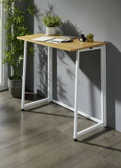 Schreibtisch mit Gestell aus Metall