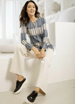 Shirt in ausgefallener Verarbeitung