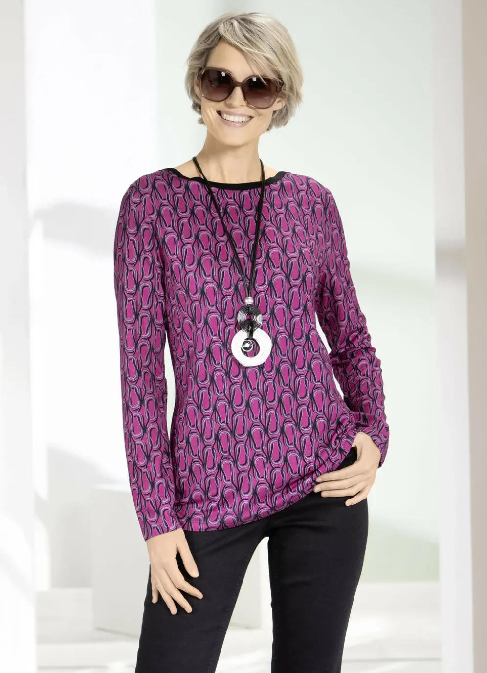 Shirt mit U-Boot-Ausschnitt