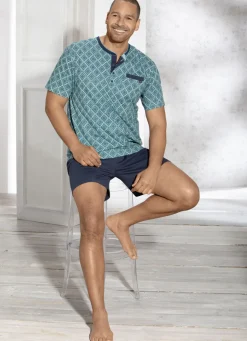 Shorty mit Knopfleiste und Brusttasche / nachhaltiger Baumwollanbau