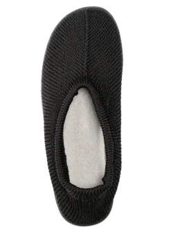 Slipper aus elastischem Strickmaterial