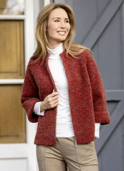 Strickjacke aus Bouclégarn