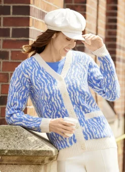 Strickjacke in aufwendigem Jacquard-Dessin