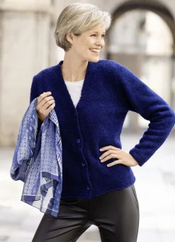 Strickjacke in flauschiger Boucléqualität
