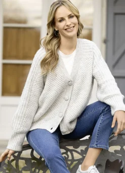 Strickjacke in Grobstrick