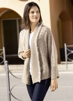 Strickjacke in leichter Fledermausform