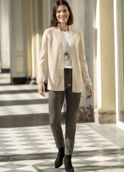 Strickjacke mit dekorativer Struktur