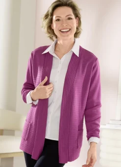 Strickjacke mit Streifenstruktur