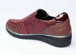 Stylischer Halbschuh im Leo-Look