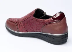 Stylischer Halbschuh im Leo-Look