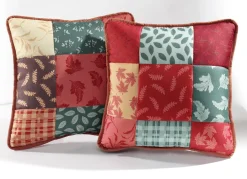 Tagesdecke und Kissenbezüge in Patchwork-Optik