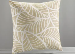 Tagesdecke und Kissenbezüge mit naturnahen Blättermotiven