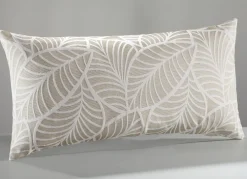 Tagesdecke und Kissenbezüge mit naturnahen Blättermotiven