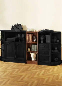 Teilmassive Möbelserie mit Echtholzfurnier