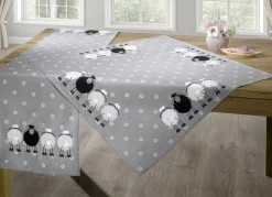 Tisch- und Raumdekoration mit Plüsch-Applikationen