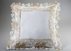 Tischdecke mit Einfassungen in Spitzen-Optik