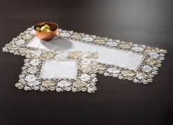 Tischdecke mit Einfassungen in Spitzen-Optik