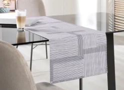 Tischdecke mit Fleckschutz-Ausrüstung